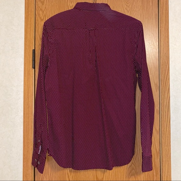 Men’s Button Down - Picture 4 of 6